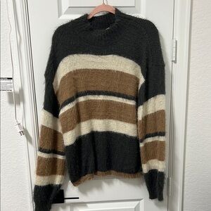 Eesome Gray Textured Knit Sweater